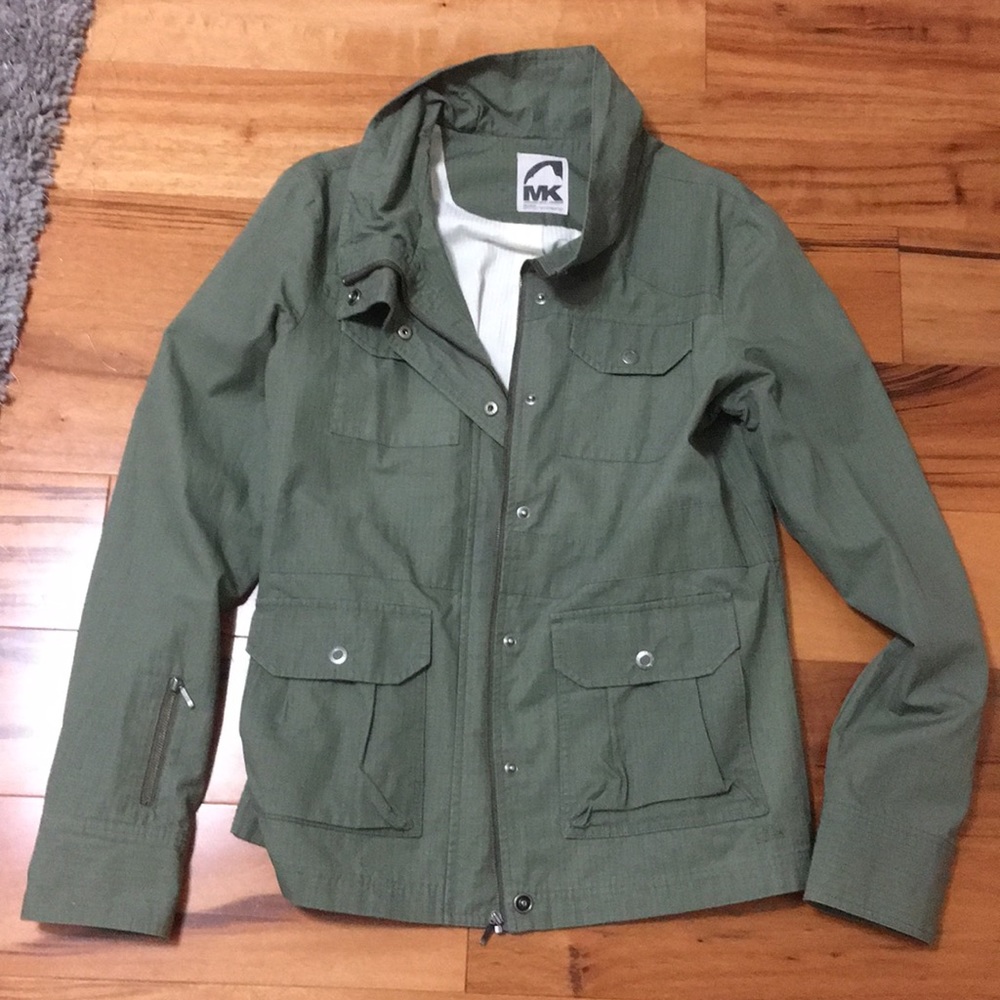 Army green jacket EUC size M